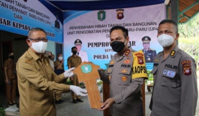 Pemprov Kalbar Hibahkan Tanah-Bangunan untuk Perluasan RS Anton Soedjarwo 