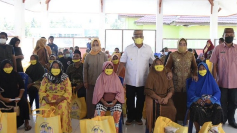 2.956 Warga Popayato Gorontalo Dapat Bantuan Pangan Pemerintah