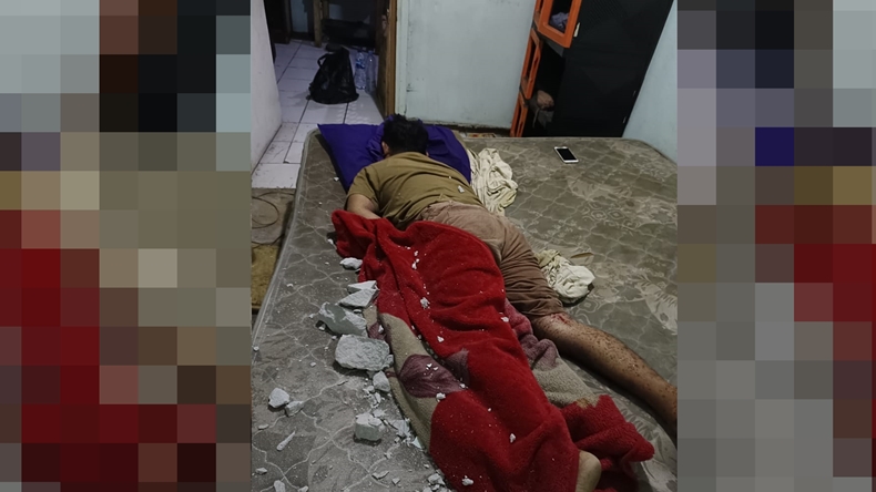 Warga Ciputat Geger, Mayat Pria Ditemukan Tergeletak di Kamar