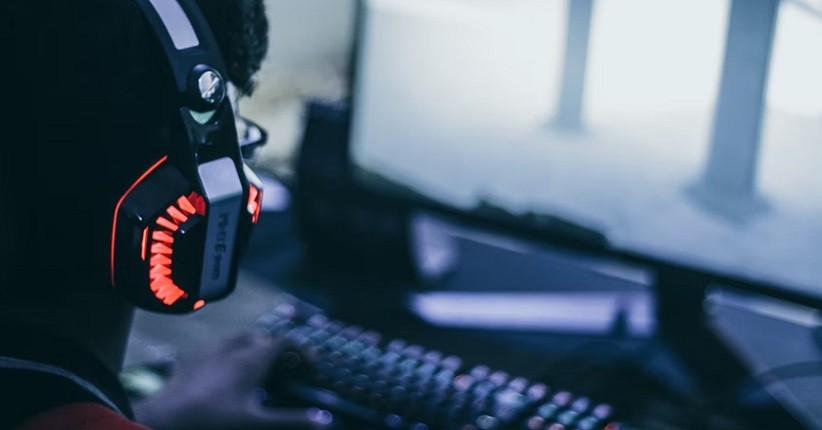 Kian Tegas, China Tindak Live Streaming Game Tidak Sah