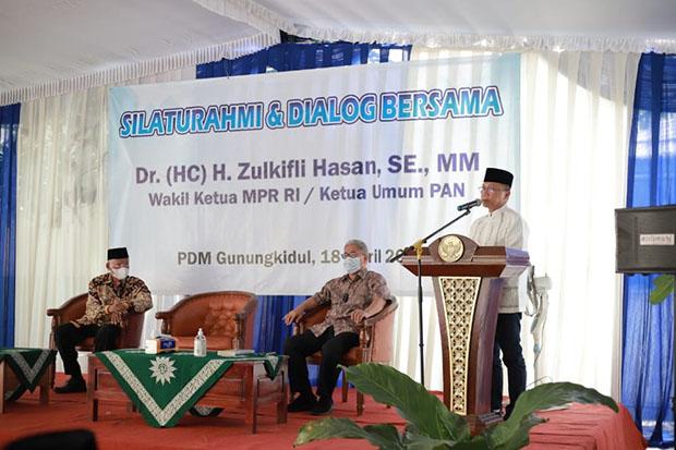  Safari Ramadan, Zulkifli Hasan Sowan ke Pengurus Muhammadiyah DIY