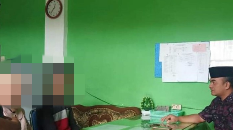 Mesra-mesraan di Taman, Pasangan  di Bawah Umur Diangkut Satpol PP