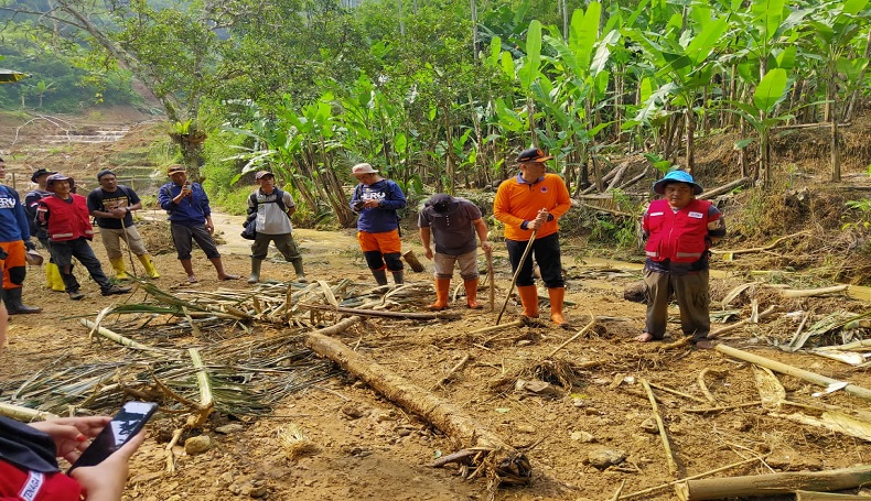 Rencana Relokasi Warga Cilengkong, BPBD KBB Tunggu Kajian Geologi di Lokasi Longsor