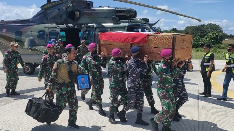 Prajurit Marinir Gugur Ditembak KKB Papua di Kepala 