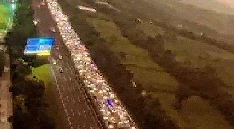 Viral Video Diduga Kemacetan dengan Narasi Arus Mudik, Jasa Marga: Diambil 27 Maret 2022