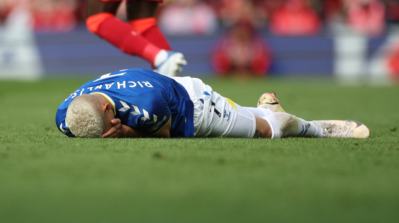 Liverpool Bikin Everton Sengsara, The Toffees Pertama Kalinya Cicip Zona Degradasi