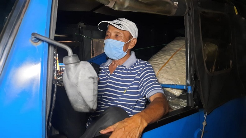 Rombongan Bajaj Mudik Lintasi Bekasi, Pilih Berangkat Malam