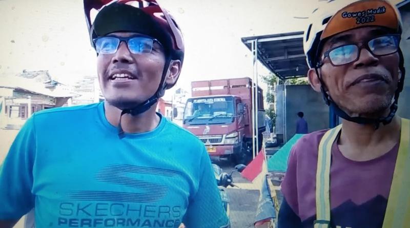 Mudik Lebaran, 2 Pria Paruh Baya Ini Gowes dari Jakarta ke Kebumen dan NTB