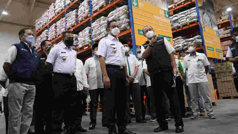 Anies Sebut Stok Pangan di Jakarta Aman, Bahkan Ada yang Turun Harga