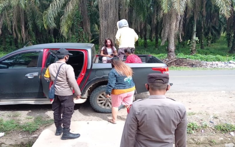 Buka saat Ramadan, Pemilik Warung Remang-Remang di Kikim Lahat Diamankan