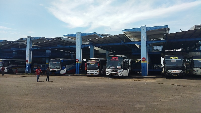 Terminal Arjosari Malang Sepi Penumpang hingga H-3 Lebaran, Sopir Mengeluh 