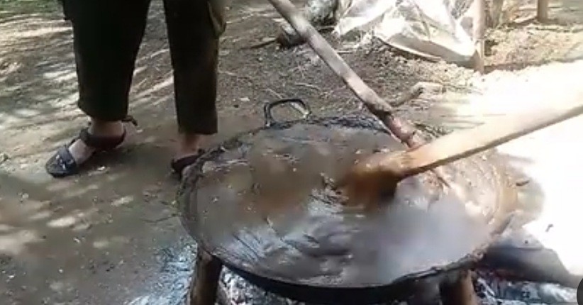 Mengenal Tradisi Mengaduk Gelamai ala Suku Serawai Seluma Bengkulu 