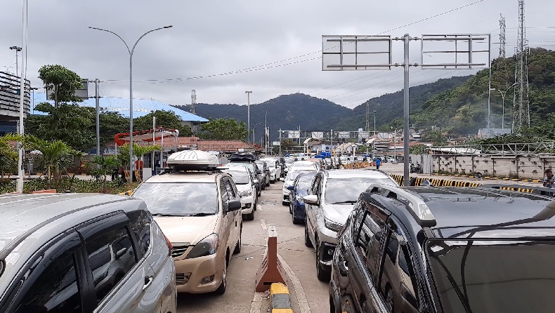 Antrean Pelabuhan Merak Mengular, ASDP: Pasti Kita Angkut Semua
