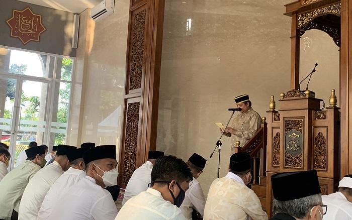 Salat Id di Kompleks DPP Partai Golkar, Menko Airlangga: Alhamdulillah Momen Lebaran Sudah Banyak Kelonggaran 