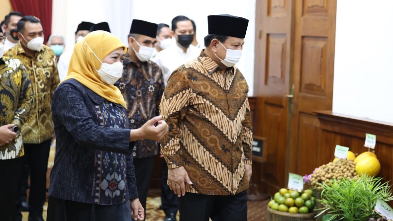 Silaturahmi ke Khofifah, Prabowo Tanya Gubernur Jatim Keberapa