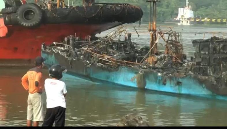 45 Kapal Nelayan di Cilacap Ludes Terbakar, Kerugian Ditaksir Puluhan Miliar Rupiah 
