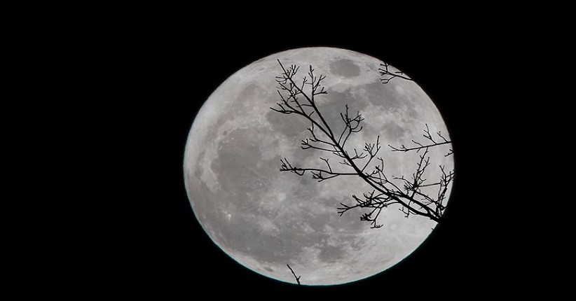 Bulan Sedot Air dari Atmosfer Bumi Selama Miliaran Tahun