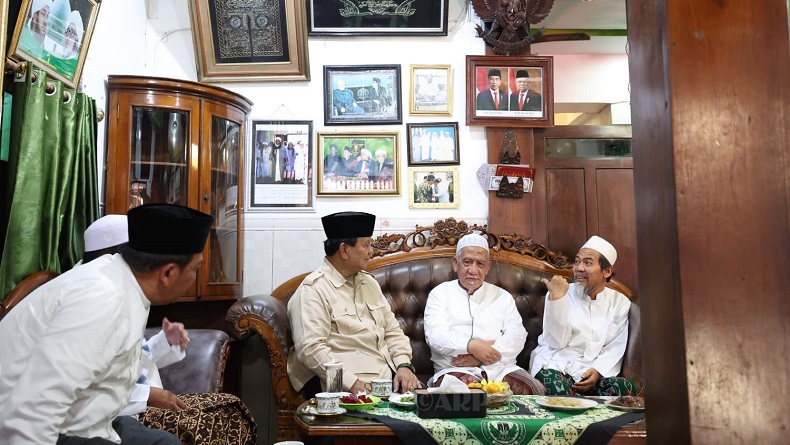 Kenang Mbah Moen, Prabowo Ingat Diberi Pesan Harus Bela Rakyat Kecil