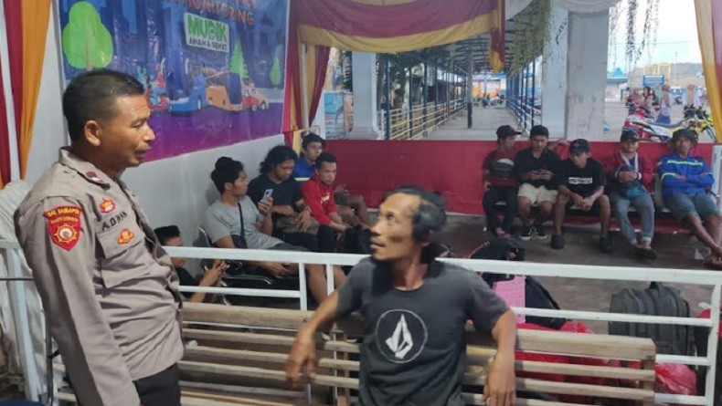 Kebocoran di Kamar Mesin, Kapal dengan 18 Kru Tenggelam di Perairan Sangiang Bima 