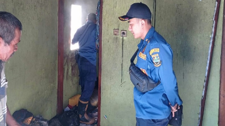 Bocah Bermain Korek Gas Sendirian, Rumah di Lembang KBB Terbakar