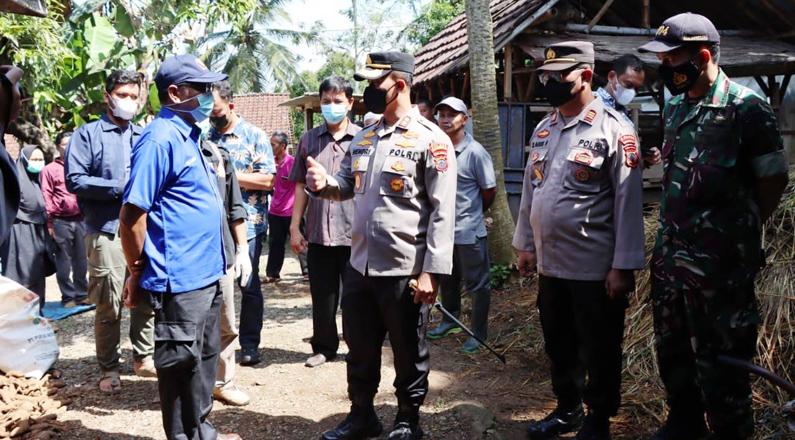 Ada Sapi yang Terjangkit PMK, Polisi Tutup Semua Pasar Hewan di Banjarnegara