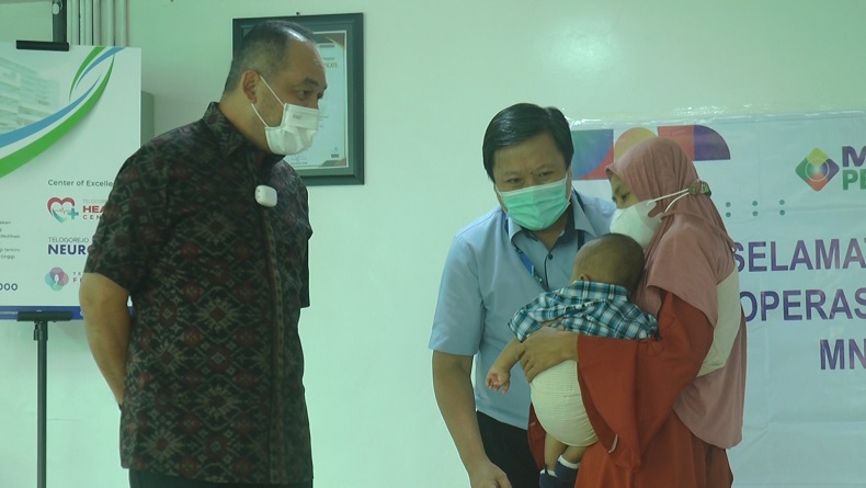 Ibu Ini Gembira Lihat Anaknya Ganteng Usai Operasi Bibir Sumbing MNC Peduli