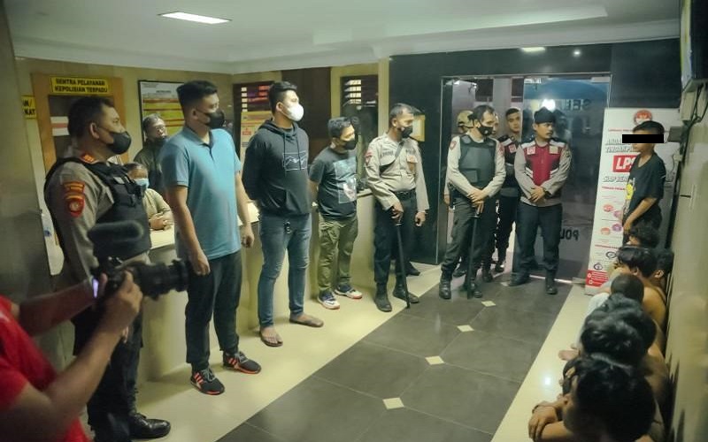 Bobby Nasution Terima Aduan Pedagang Makanan Sepi Pembeli, Penyebabnya Bikin Resah 