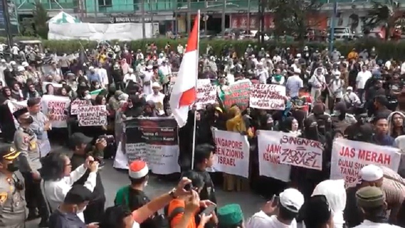 Demo Bela Ulama di Medan Tuntut Singapura Minta Maaf kepada UAS dan Keluarga 