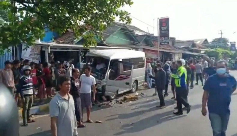 7 Nyawa Melayang, Sopir Elf Maut di Karawang Resmi Tersangka dan Ditahan 