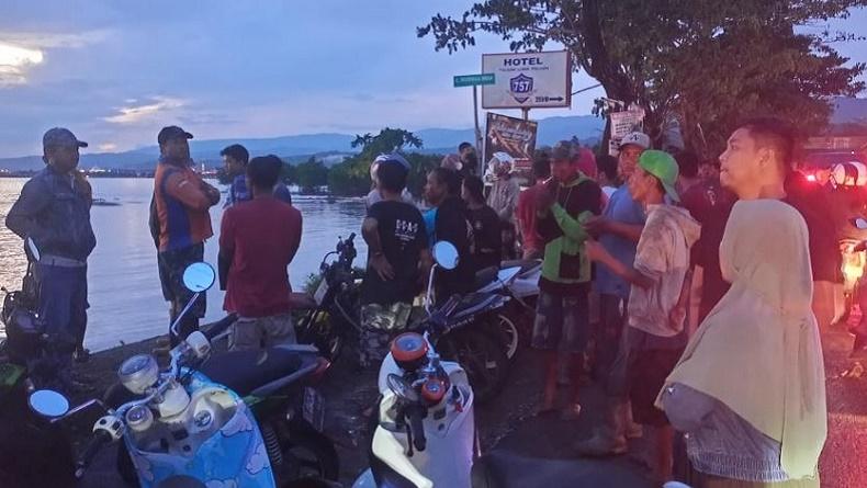Perahu Disambar Petir, 3 Pemancing langsung Loncat ke Laut, 1 Orang Hilang