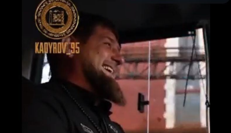 Pemimpin Chechnya Ramzan Kadyrov Rilis Video Ejek Pasukan Ukraina yang Ditawan Rusia