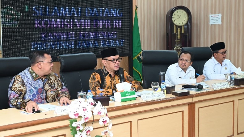 Kang Ace Kunjungan ke Kemenag Jabar untuk Pastikan Pelayanan Haji 2022 Terbaik