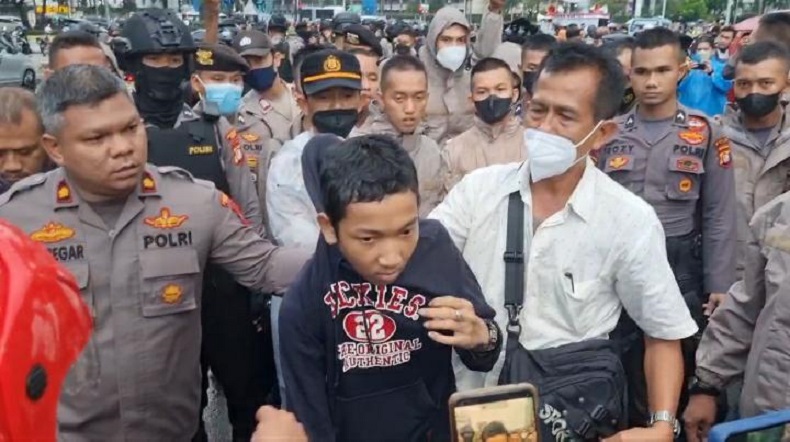 Kapolsek Gambir Terinjak-injak saat Demo, 26 Mahasiswa Dipulangkan karena Tak Terbukti Bersalah