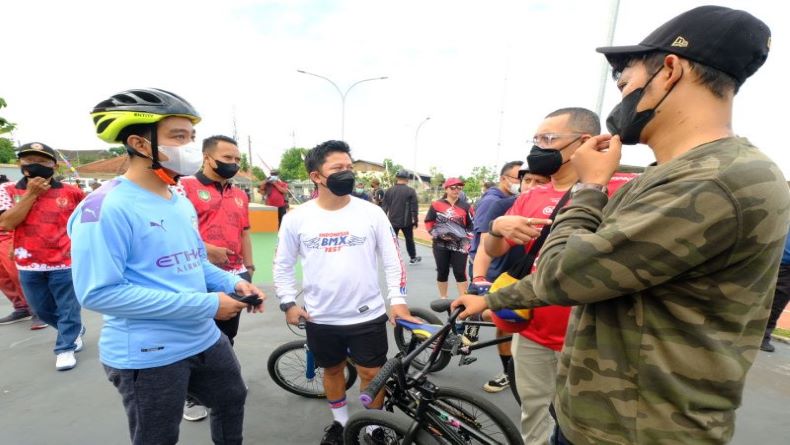 Gibran Pastikan Pembangunan Selter Manahan Solo Dikebut 