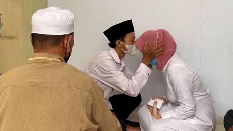 Pasangan Kekasih Pembuang Bayi Sah Jadi Suami Istri, Menikah di Polres Kobar