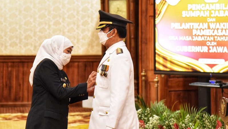 Pelantikan Wakil Bupati Pamekasan Fattah Jasin Disambut Demo Penolakan Warga