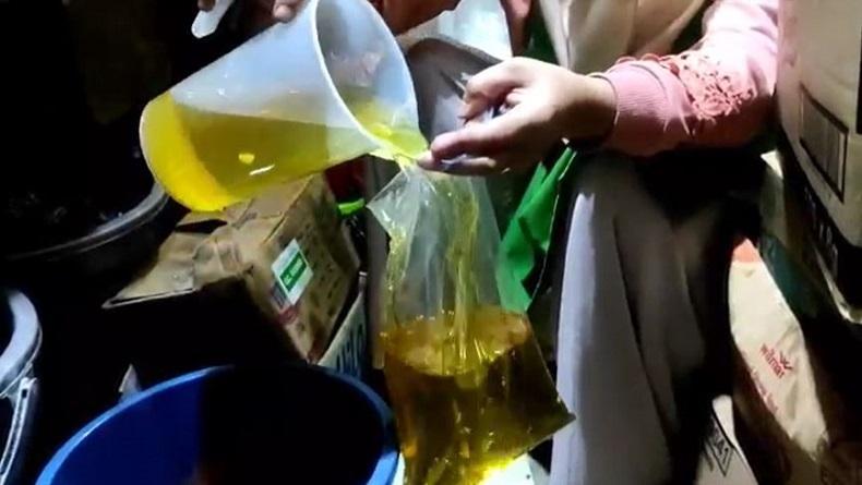 Pedagang Resah Harga Minyak Goreng Curah di Pekalongan Merangkak Naik