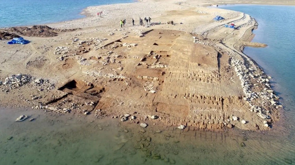Akibat Kekeringan Ekstrem, Kota Kuno Irak Berusia 3.400 Tahun Muncul Lagi dari Sungai Tigris
