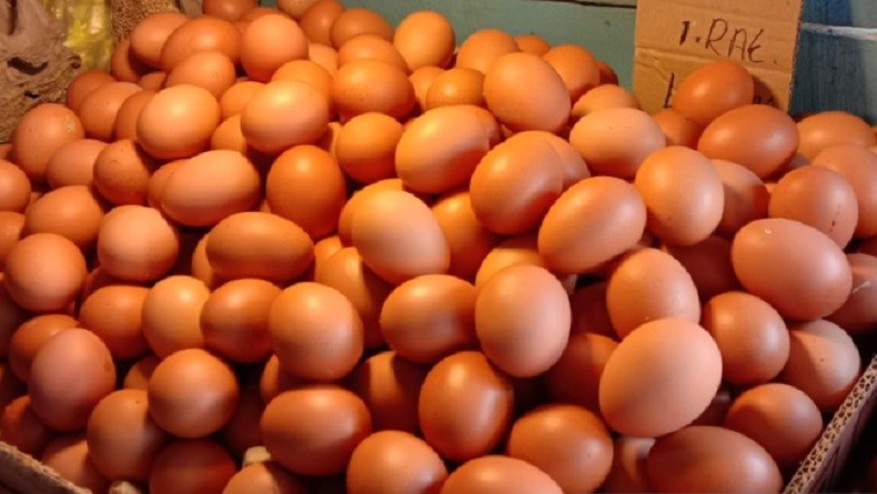 Ibu-Ibu di Ambon Keluhkan Harga Telur Ayam Mahal, Rp36.800 Per Kilogram
