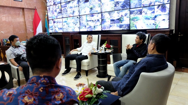 Hidupkan Perfilman Surabaya, Sineas Bambang Drias Garap 2 Genre di Kya-Kya 