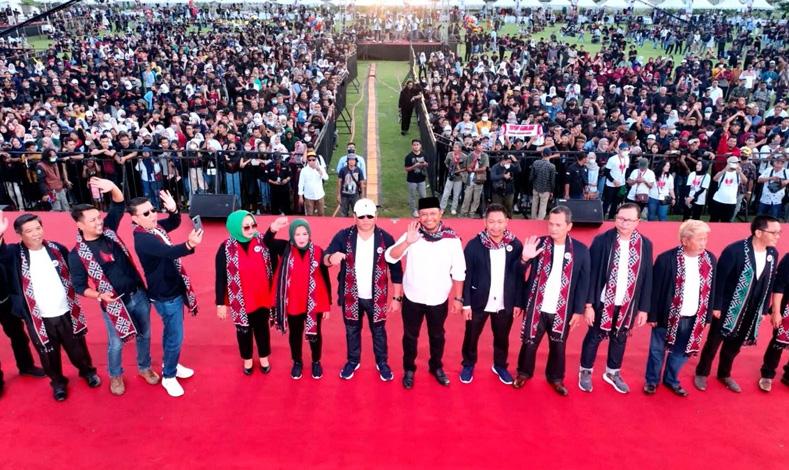 Puluhan Ribu Relawan Desa Bulatkan Tekad Dukung Ganjar Presiden 2024