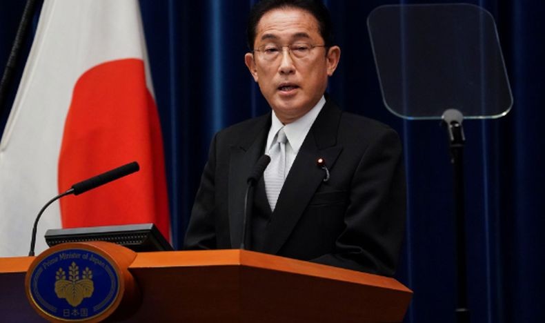 PM Jepang Fumio Kishida Jalani Operasi Sinus