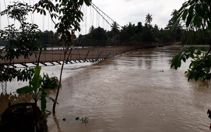 Sungai di Sumsel Tercemar akibat Aktivitas Pertambangan 