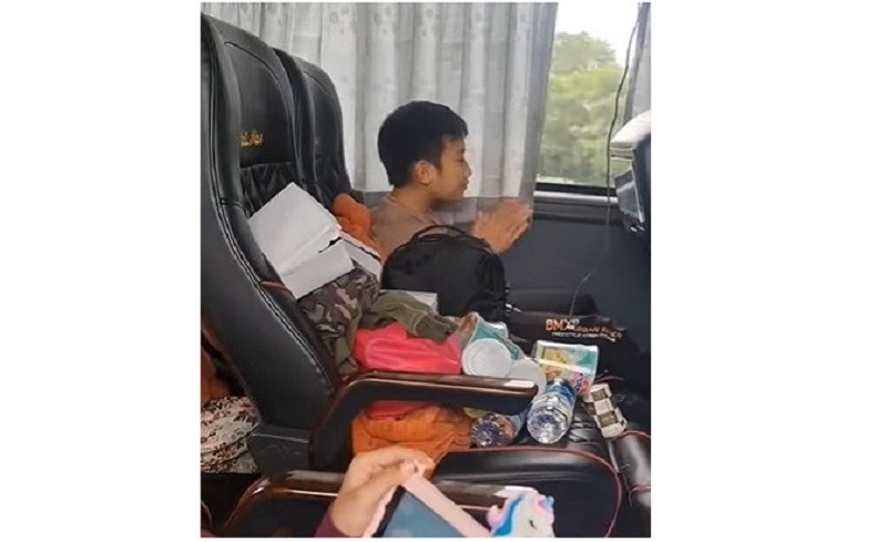 Tata Cara Tayamum di Pesawat: Niat, Dan, Rukun, dan Sunnah