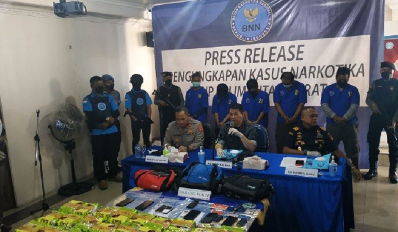 Penyelundupan 31 Kg Sabu di Perbatasan RI-Malaysia, 5 Orang Jadi Tersangka