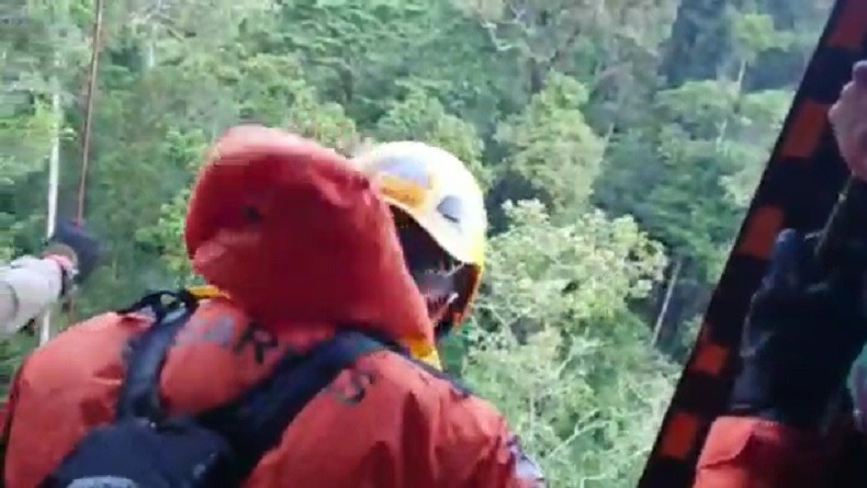 SAR Gabungan Lanjutkan Pencarian Korban Jatuhnya Helikopter Puskesmas di Mimika