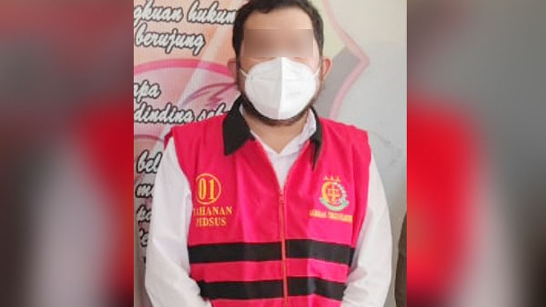 Polda Serahkan Tersangka Korupsi Program Hibah Air Minum Kota Bitung ke Kejati Sulut