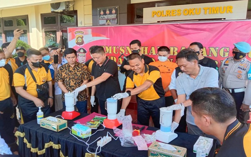 Polres OKU Timur Musnahkan Barang Bukti Narkoba Senilai Rp1 Miliar