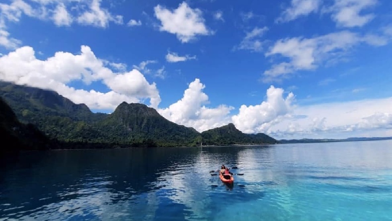 10 Tempat Honeymoon Romantis di Indonesia
