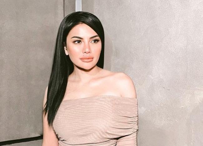 Rumah Dikepung Polisi, Nikita Mirzani Mengadu ke Deddy Corbuzier: Aku Bingung